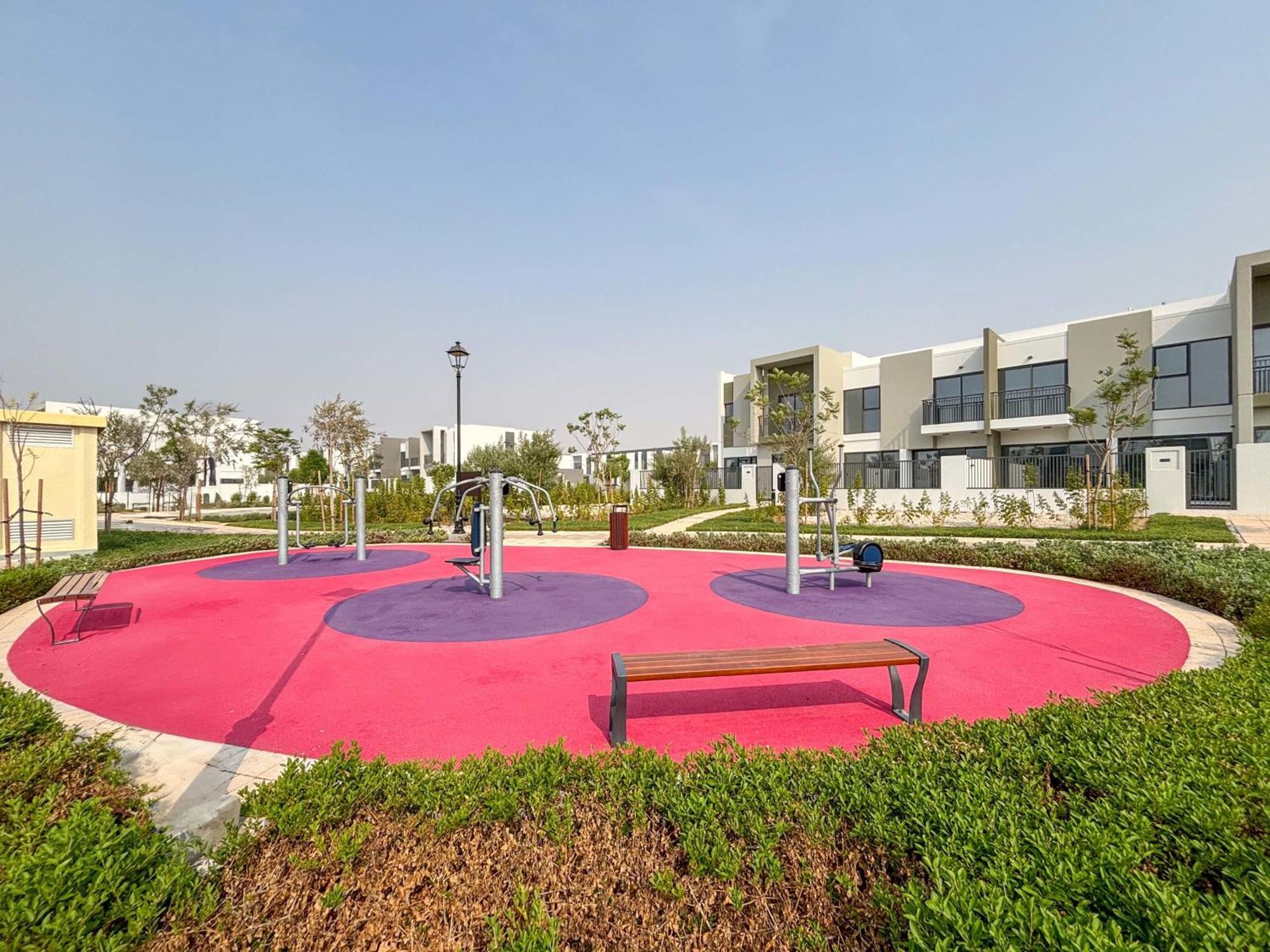 Frank Porter - La Rosa 6 Dubai Exterior photo